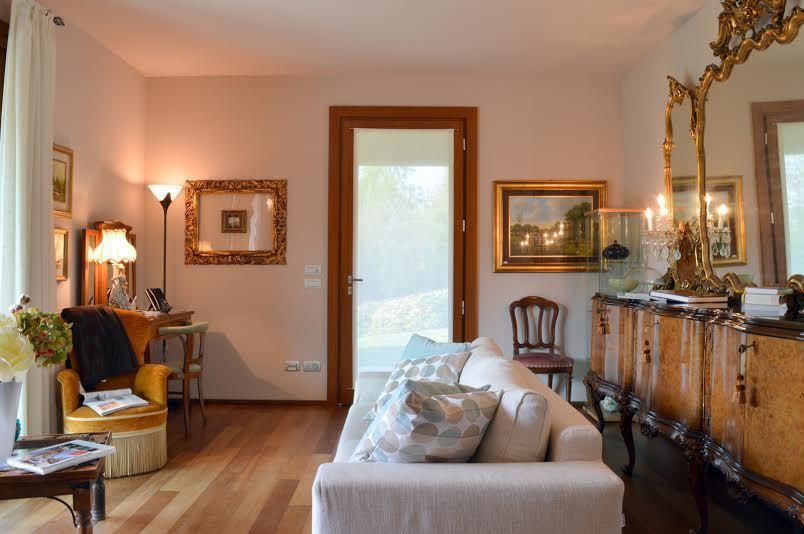 B&B La Casa Di Angela Cusago Exterior photo